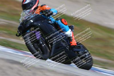 media/Mar-22-2025-TrackDaz (Sat) [[0456df0c41]]/Group B/Session 3 (Outside Grapevine)/